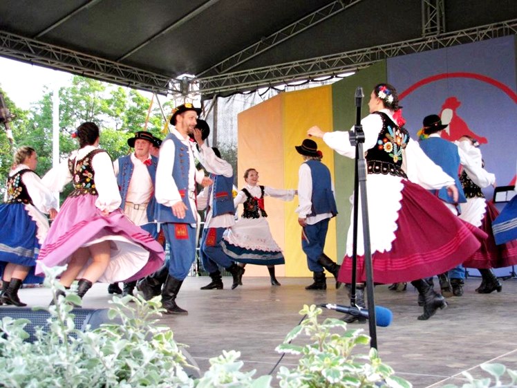 Godne chwały 20 lat działalności. Chorzelowiacy świętowali wspólnie z mieszkańcami