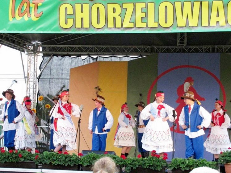 Godne chwały 20 lat działalności. Chorzelowiacy świętowali wspólnie z mieszkańcami