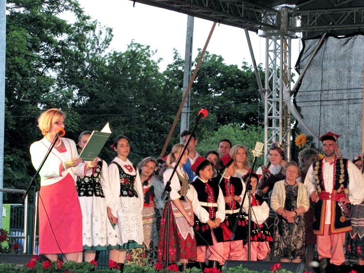 Godne chwały 20 lat działalności. Chorzelowiacy świętowali wspólnie z mieszkańcami