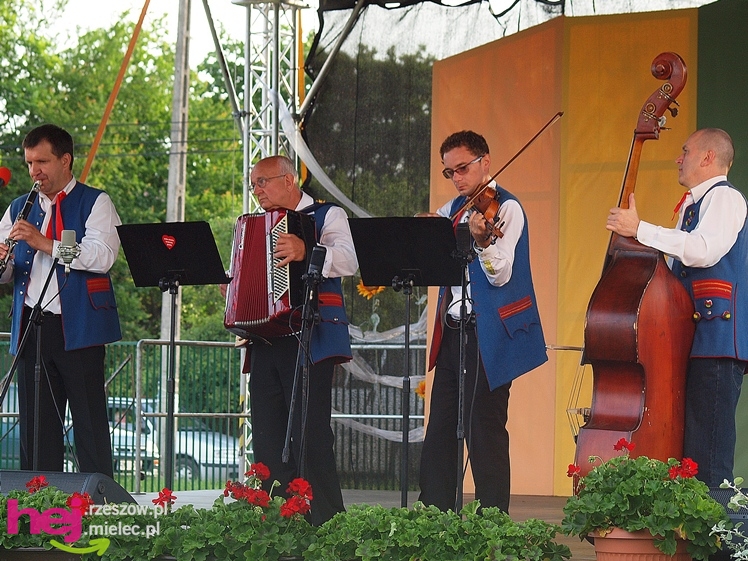 Godne chwały 20 lat działalności. Chorzelowiacy świętowali wspólnie z mieszkańcami