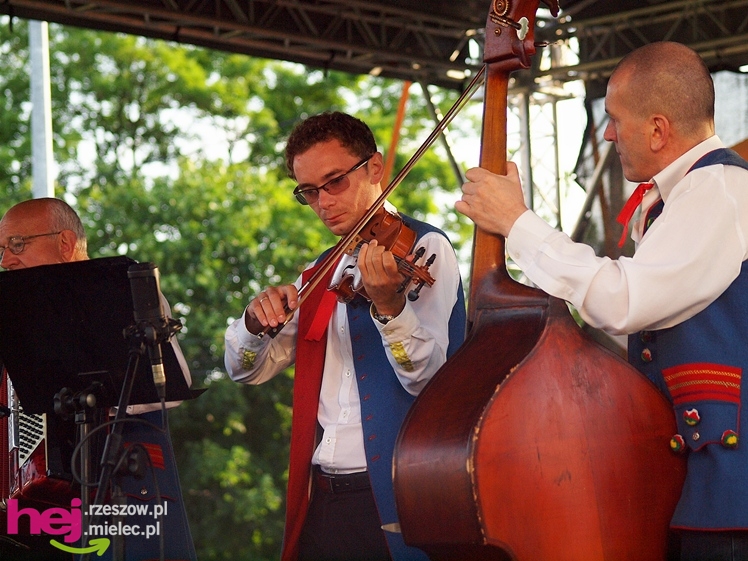 Godne chwały 20 lat działalności. Chorzelowiacy świętowali wspólnie z mieszkańcami