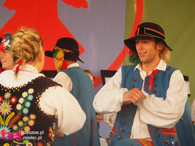 Godne chwały 20 lat działalności. Chorzelowiacy świętowali wspólnie z mieszkańcami