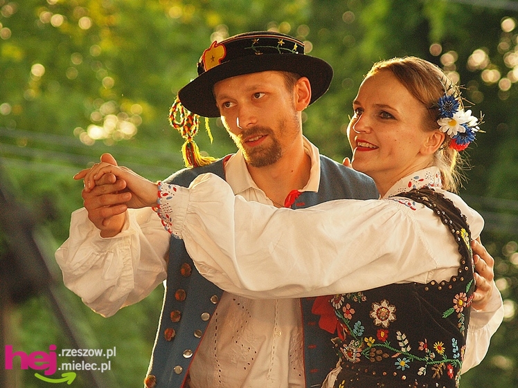 Godne chwały 20 lat działalności. Chorzelowiacy świętowali wspólnie z mieszkańcami