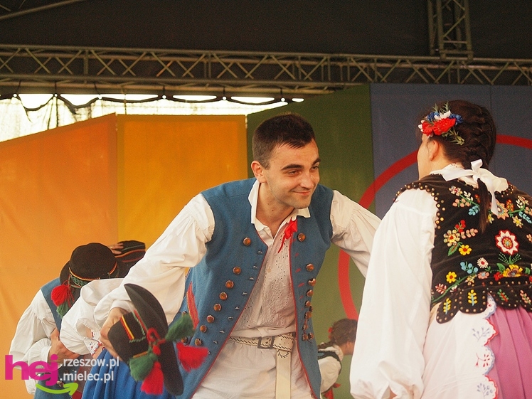 Godne chwały 20 lat działalności. Chorzelowiacy świętowali wspólnie z mieszkańcami