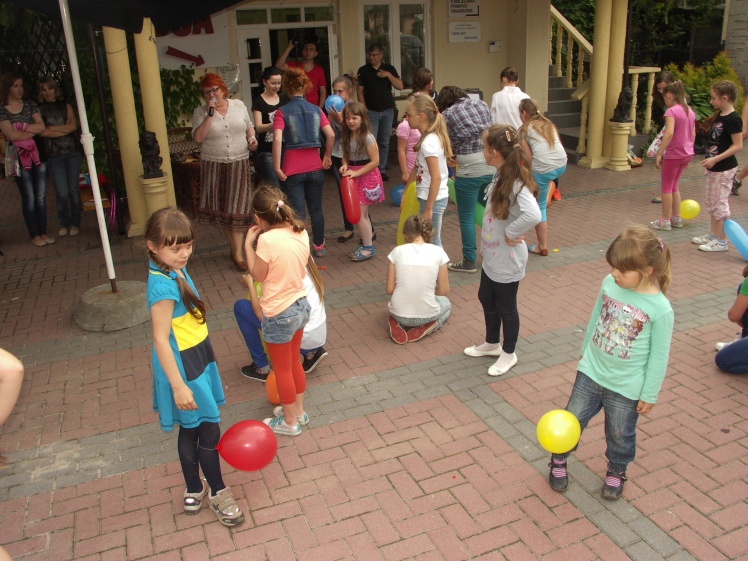 Siedlisko Pokoleń z Rzemienia integruje dzieciaki. Dzień dziecka w plenerze