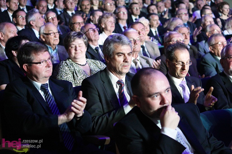 Gala otwarcia. Rozpoczęło się świętowanie 75-rocznicy przemysłu lotniczego w Mielcu