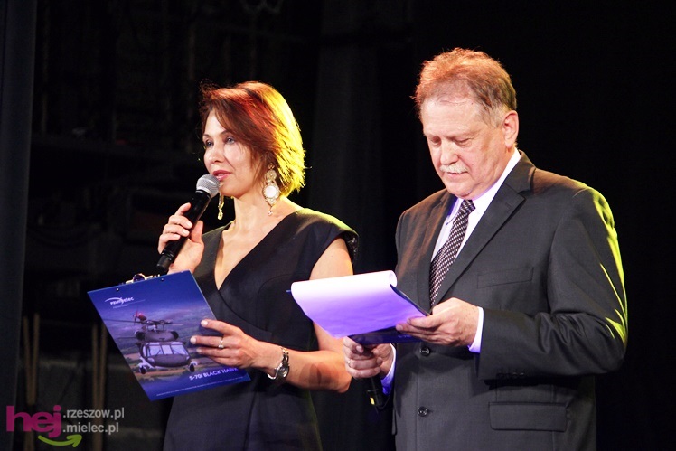 Gala otwarcia. Rozpoczęło się świętowanie 75-rocznicy przemysłu lotniczego w Mielcu