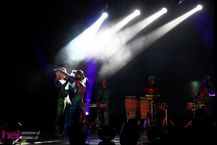 Gala otwarcia. Rozpoczęło się świętowanie 75-rocznicy przemysłu lotniczego w Mielcu