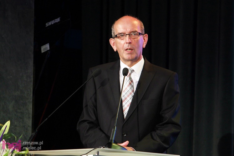 Gala otwarcia. Rozpoczęło się świętowanie 75-rocznicy przemysłu lotniczego w Mielcu