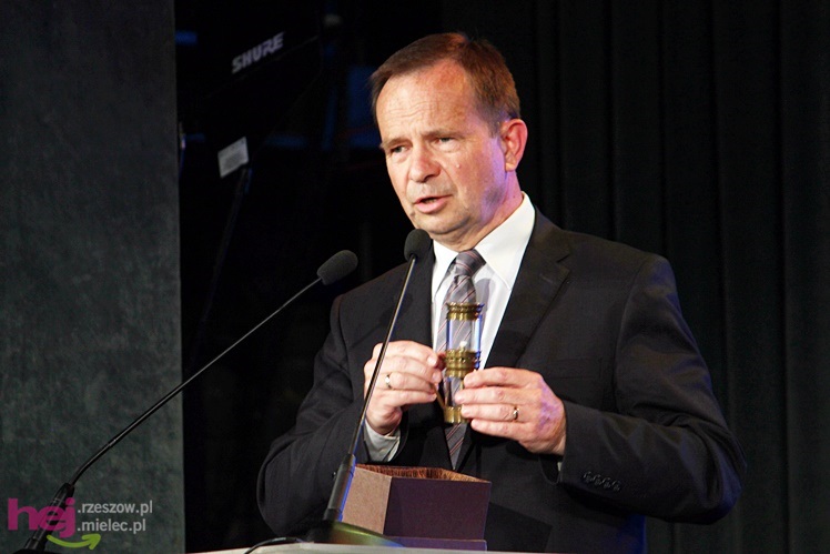 Gala otwarcia. Rozpoczęło się świętowanie 75-rocznicy przemysłu lotniczego w Mielcu