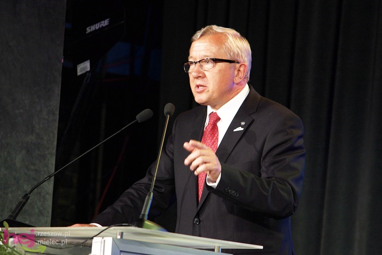 Gala otwarcia. Rozpoczęło się świętowanie 75-rocznicy przemysłu lotniczego w Mielcu