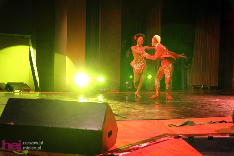 Gala otwarcia. Rozpoczęło się świętowanie 75-rocznicy przemysłu lotniczego w Mielcu