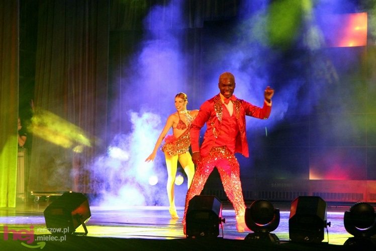 Gala otwarcia. Rozpoczęło się świętowanie 75-rocznicy przemysłu lotniczego w Mielcu