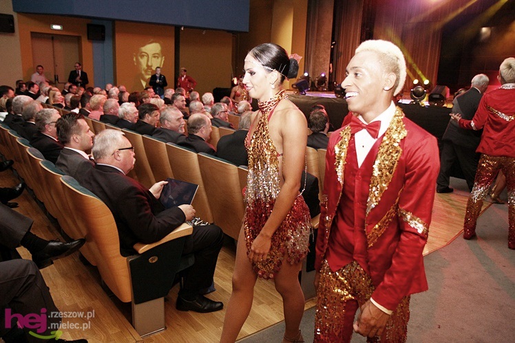 Gala otwarcia. Rozpoczęło się świętowanie 75-rocznicy przemysłu lotniczego w Mielcu