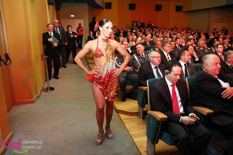 Gala otwarcia. Rozpoczęło się świętowanie 75-rocznicy przemysłu lotniczego w Mielcu