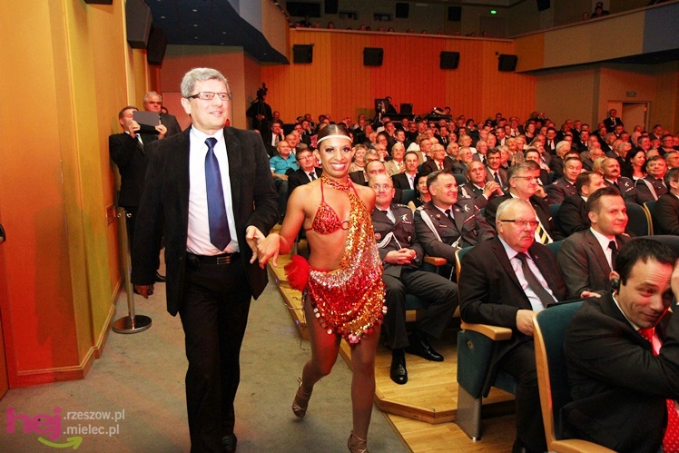 Gala otwarcia. Rozpoczęło się świętowanie 75-rocznicy przemysłu lotniczego w Mielcu