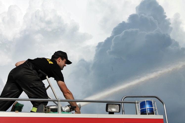 Balon koszowy nad lotniskiem. To była niespodzianka z okazji Dnia Dziecka