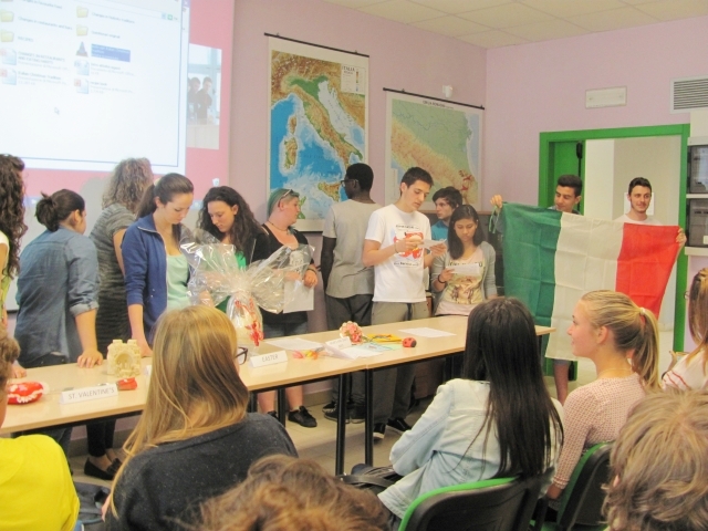 Uczniowie Zespołu Szkół nr 2 w Mielcu we Włoszech