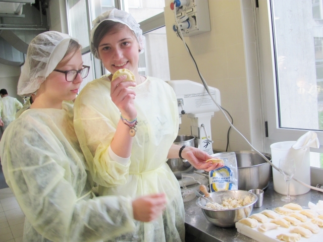 Uczniowie Zespołu Szkół nr 2 w Mielcu we Włoszech