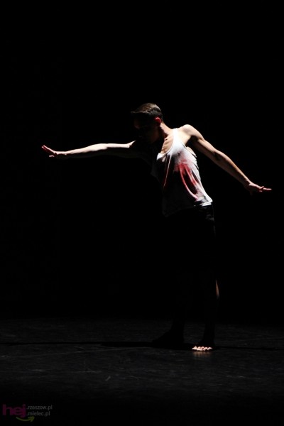 Koncert tańca ?Po drugiej stronie lustra?