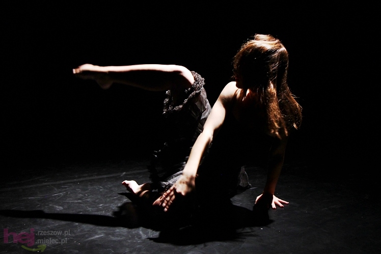 Koncert tańca ?Po drugiej stronie lustra?