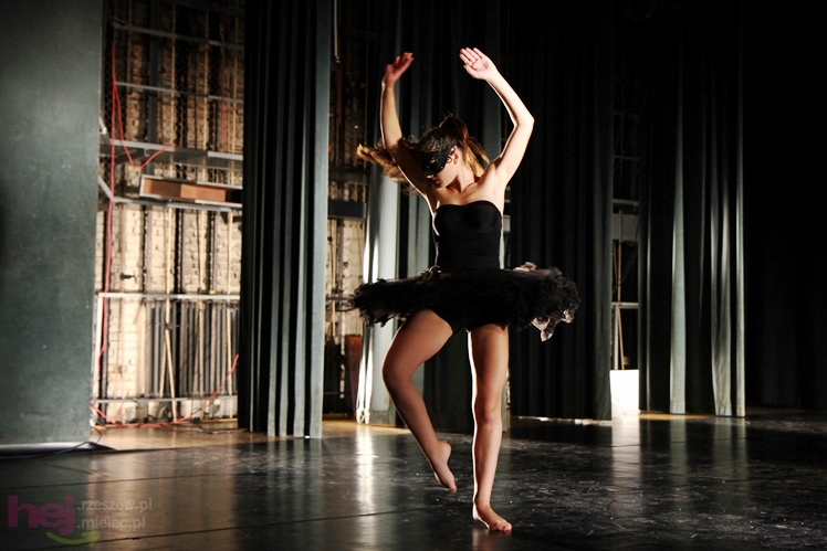 Koncert tańca ?Po drugiej stronie lustra?
