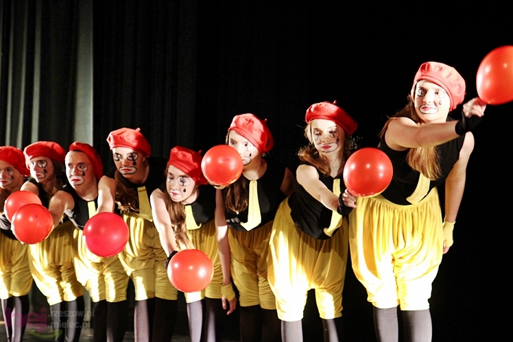 Koncert tańca ?Po drugiej stronie lustra?