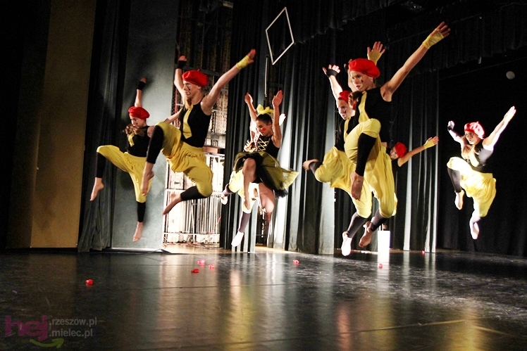 Koncert tańca ?Po drugiej stronie lustra?