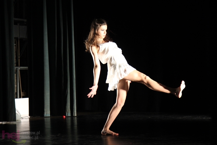 Koncert tańca ?Po drugiej stronie lustra?