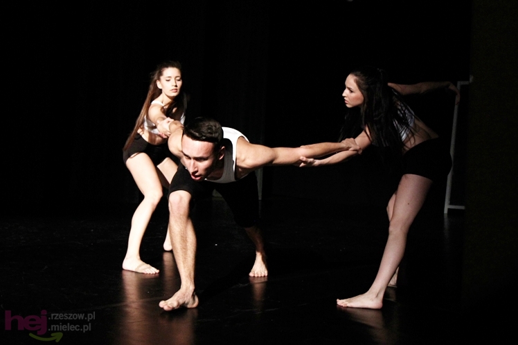 Koncert tańca ?Po drugiej stronie lustra?