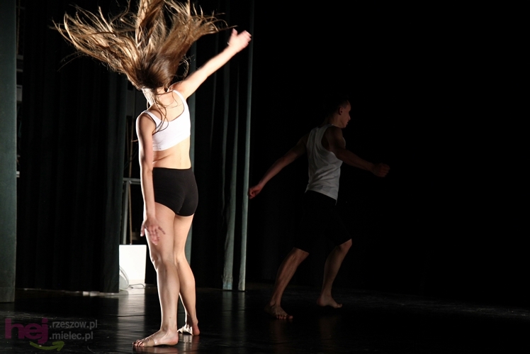 Koncert tańca ?Po drugiej stronie lustra?