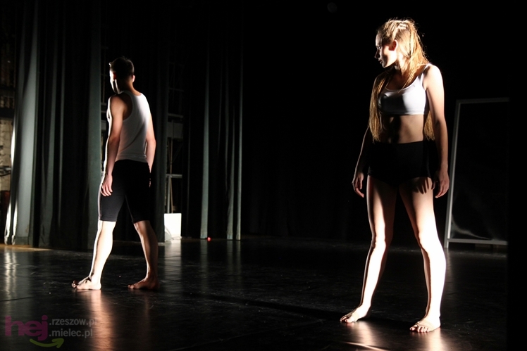 Koncert tańca ?Po drugiej stronie lustra?