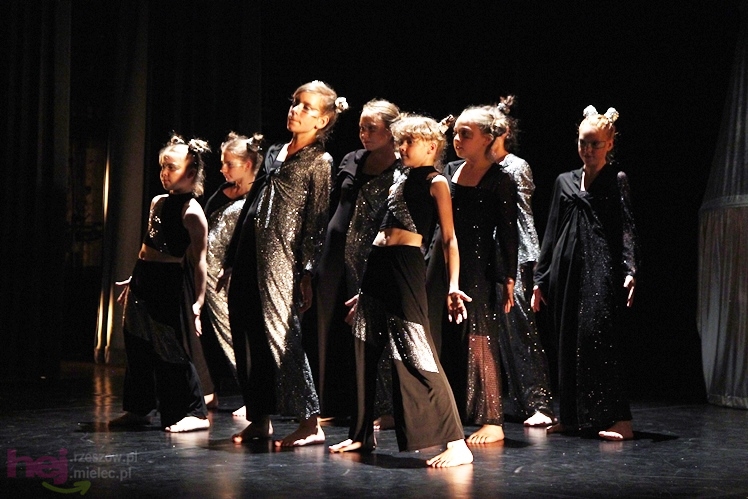 Koncert tańca ?Po drugiej stronie lustra?