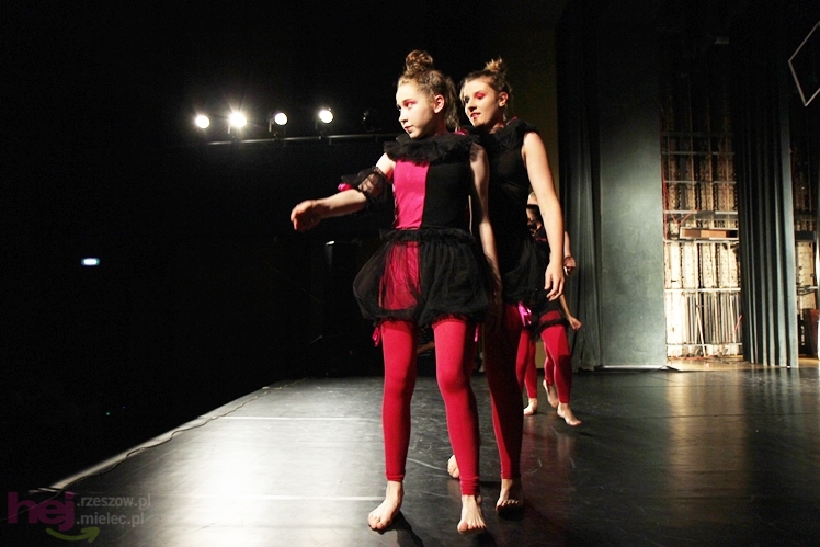Koncert tańca ?Po drugiej stronie lustra?