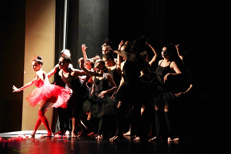 Koncert tańca ?Po drugiej stronie lustra?