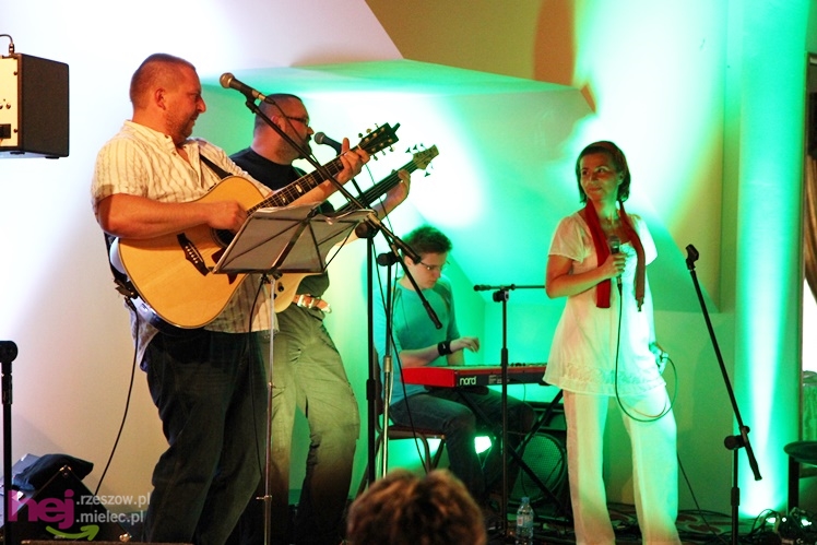 Muzyczne spotkanie z zespołem Dom o Zielonych Progach