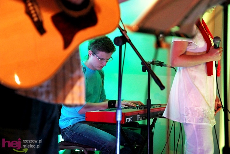 Muzyczne spotkanie z zespołem Dom o Zielonych Progach