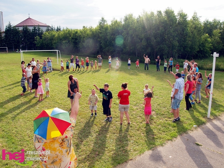 Mieszkańcy Kiełkowa wzięli udział w charytatywnym pikniku