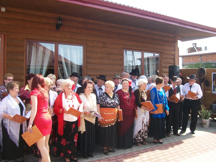 Cygańska biesiada seniorów w Przecławiu