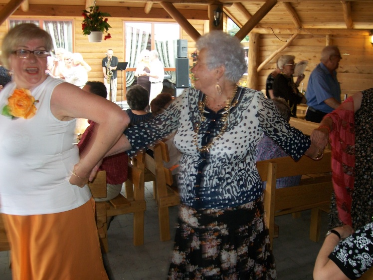 Cygańska biesiada seniorów w Przecławiu