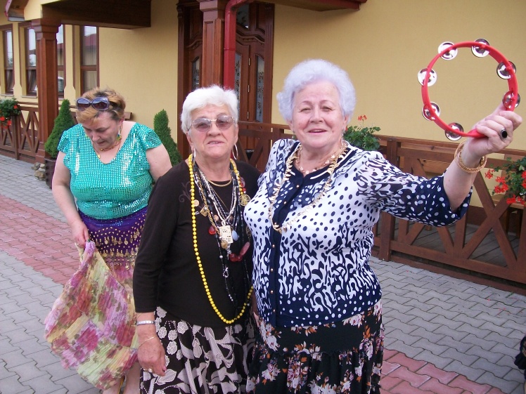 Cygańska biesiada seniorów w Przecławiu