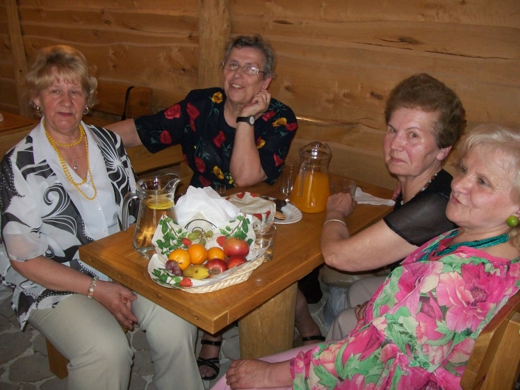 Cygańska biesiada seniorów w Przecławiu