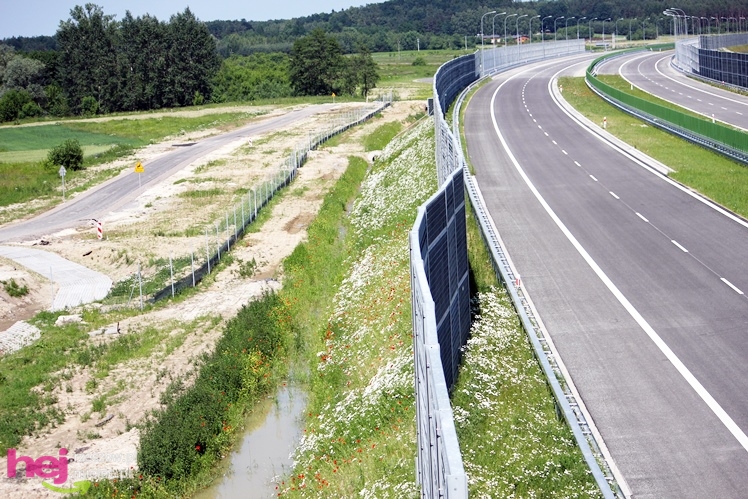 Niemal gotowy fragment autostrady A4 w okolicach Dębicy i Ropczyc