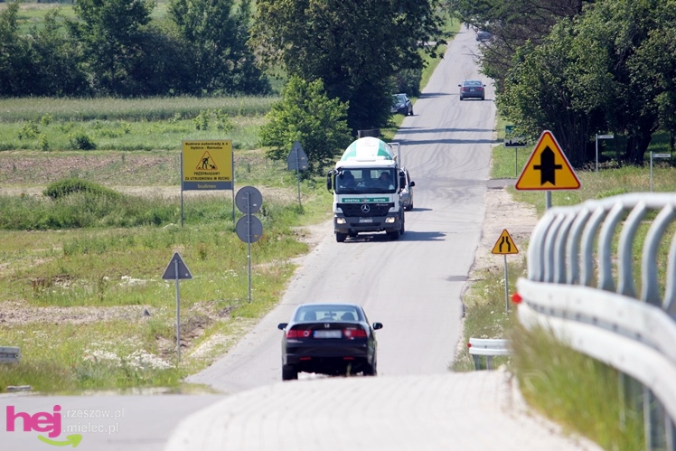 Niemal gotowy fragment autostrady A4 w okolicach Dębicy i Ropczyc