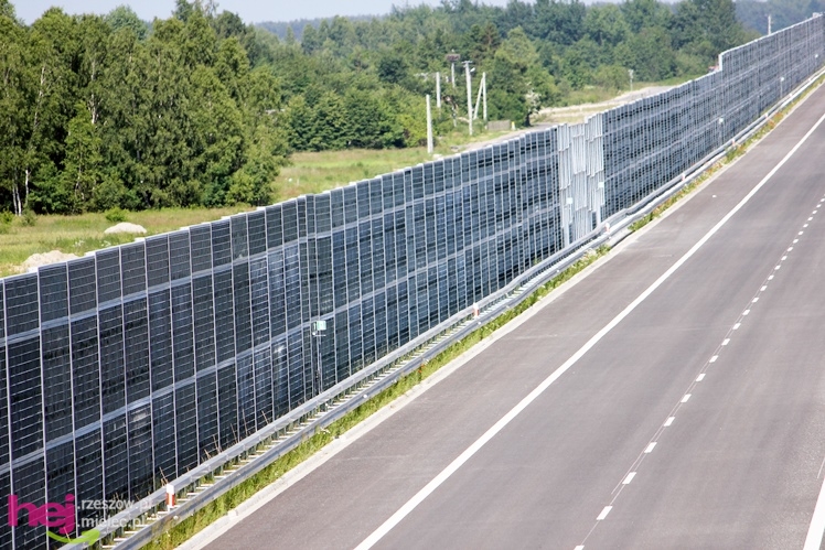 Niemal gotowy fragment autostrady A4 w okolicach Dębicy i Ropczyc