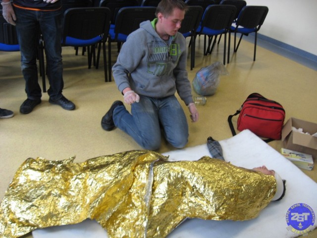 ZST najlepszy w Powiatowej Olimpiadzie Pierwszej Pomocy 2013