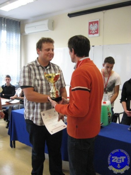 ZST najlepszy w Powiatowej Olimpiadzie Pierwszej Pomocy 2013