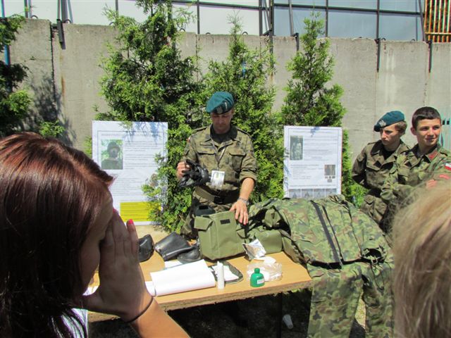 I Zawody Sportowo ? Obronne dla Szkół Ponadgimnazjalnych