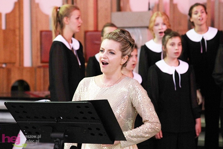 Koncert Dziewczęcego Chóru Katedralnego ?Puellae Orantes?