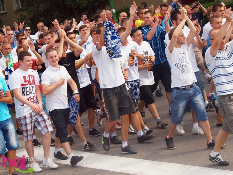 Awans STALI MIELEC DO DRUGIEJ LIGI PIŁKARSKIEJ - część 1 zdjęć